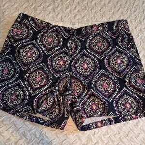 Crown & Ivy Black and Pink Patterned Women's Shorts